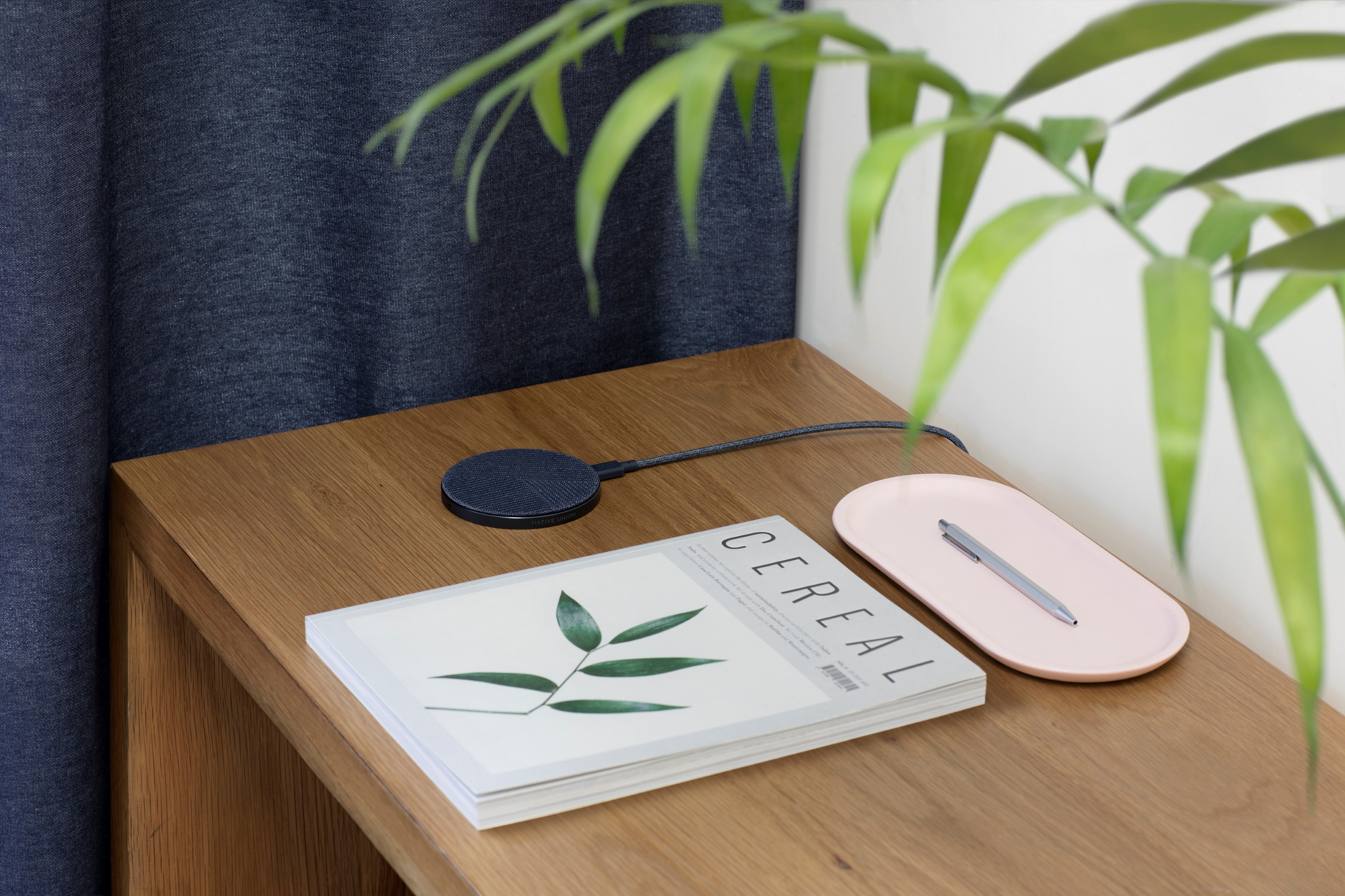 Picture of Native Union Drop Wireless Charger